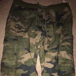Camo pants